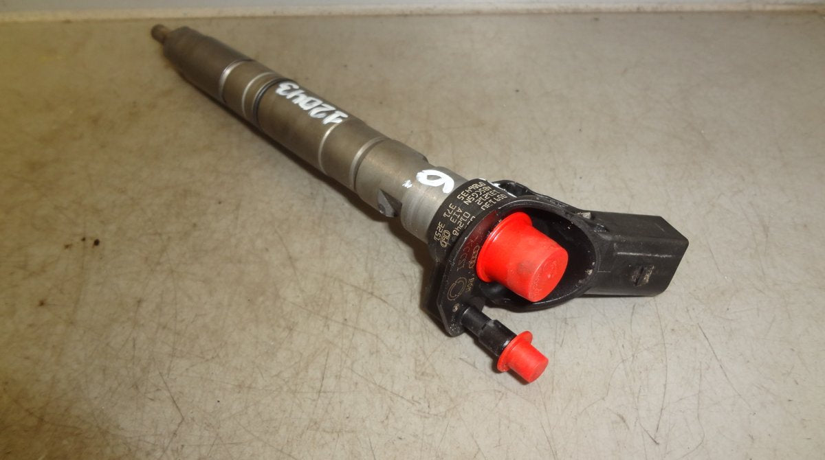 Fuel Injector VW PHAETON (3D) (2002-2016)