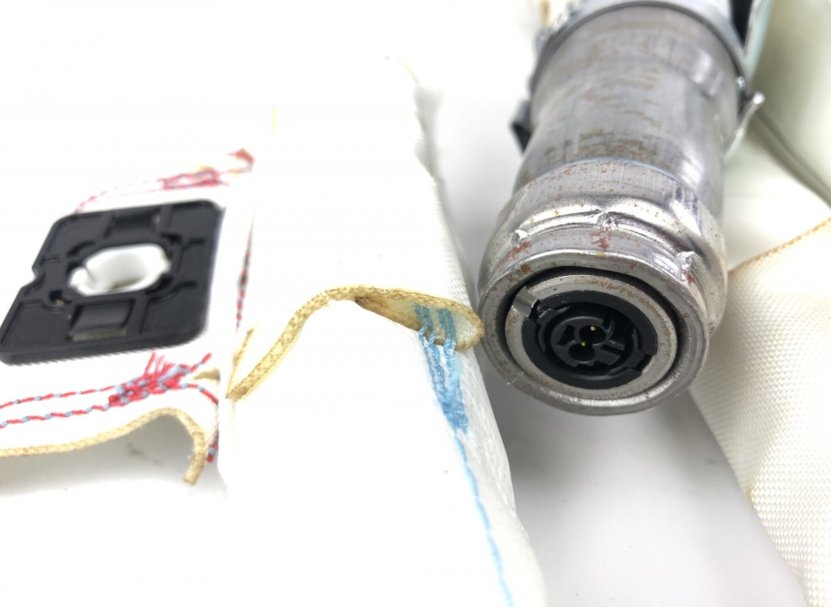 A1668602500 Head/roof/curtain airbag right MERCEDES-BENZ GLE (W166) (2015-2019)