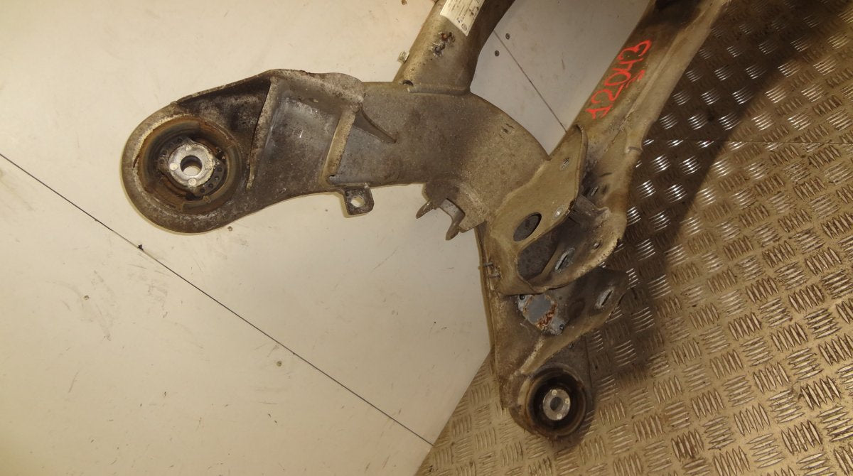 Rear axle Beam VW PHAETON (3D) (2002-2016)
