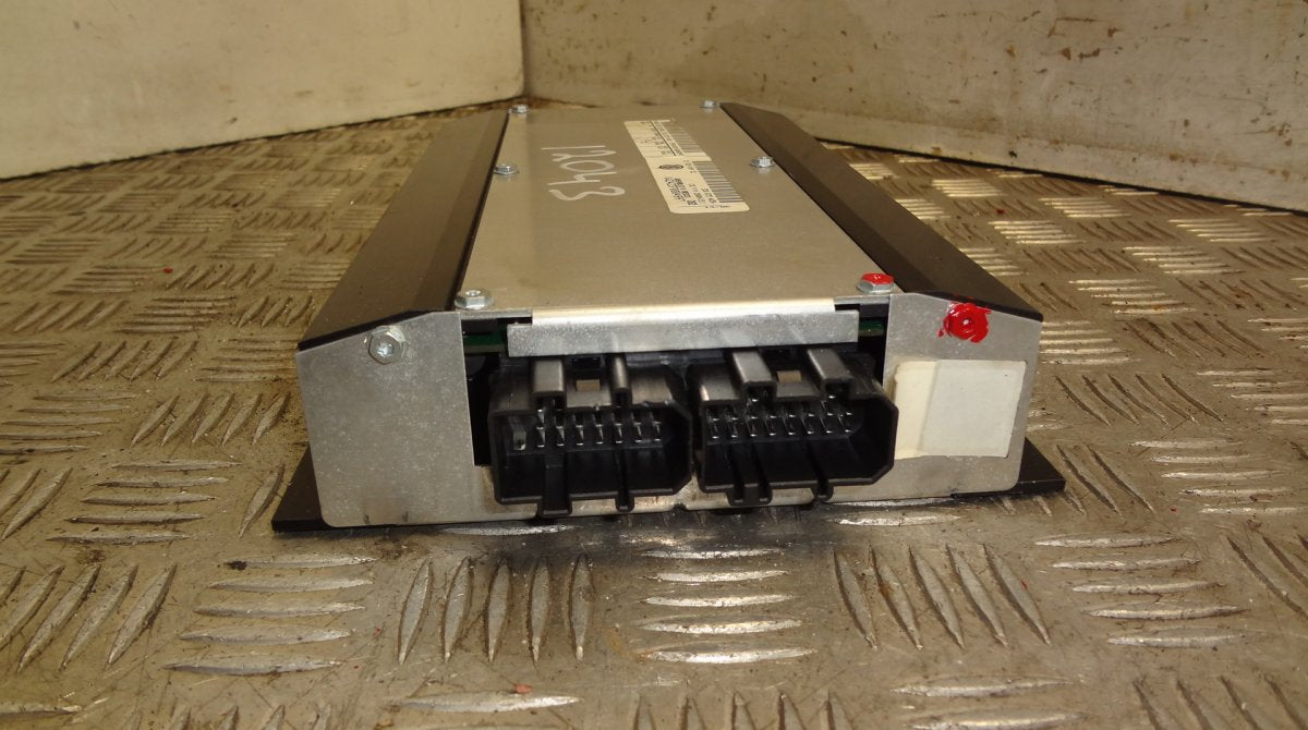 Audio amplifier VW PHAETON (3D) (2002-2016)