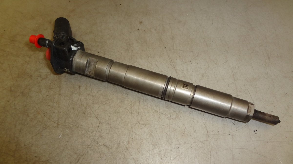 Fuel Injector VW PHAETON (3D) (2002-2016)