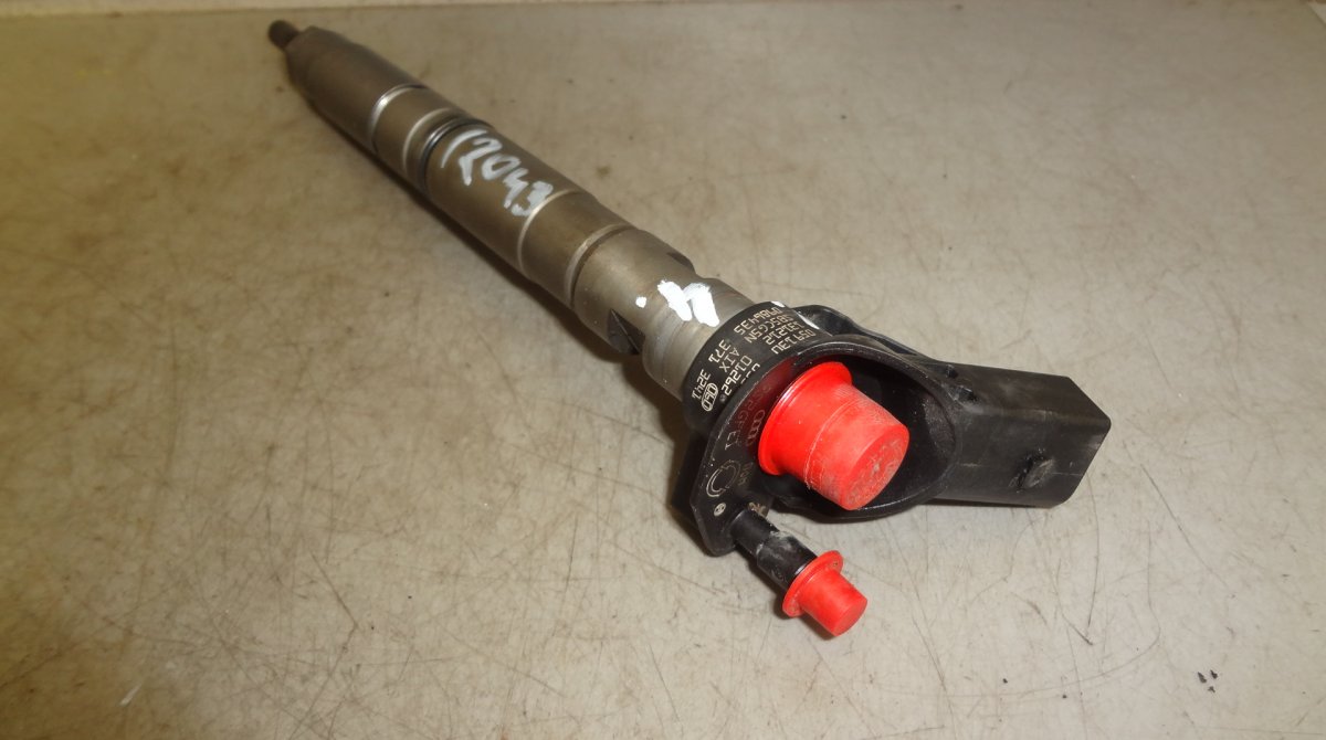 Fuel Injector VW PHAETON (3D) (2002-2016)