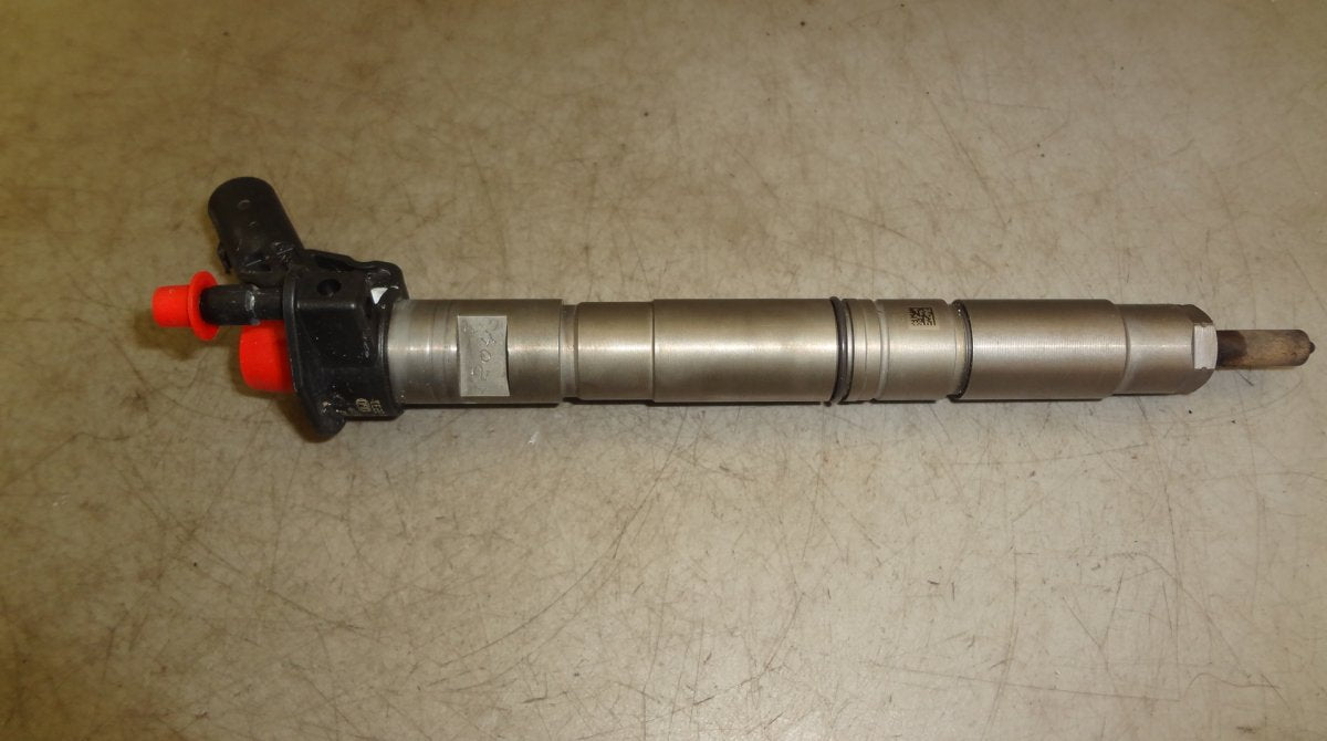 Fuel Injector VW PHAETON (3D) (2002-2016)
