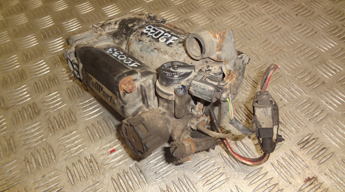 700415900 4420512661 Air Suspension Compressor MERCEDES-BENZ S-CLASS (W220) (1998-2005)