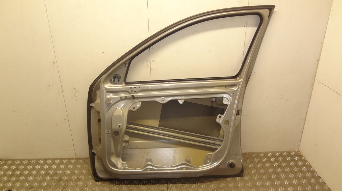 Door Front Right SKODA OCTAVIA II (1Z) (2004-2013)