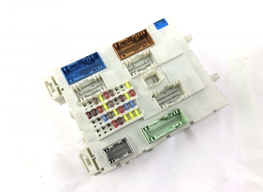 2443670 Fuse box FORD FOCUS III (2010-2018)