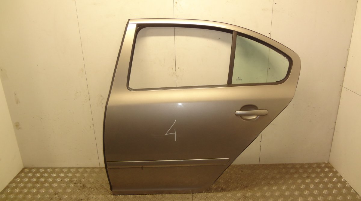 Door Rear Left SKODA OCTAVIA II (1Z) (2004-2013)