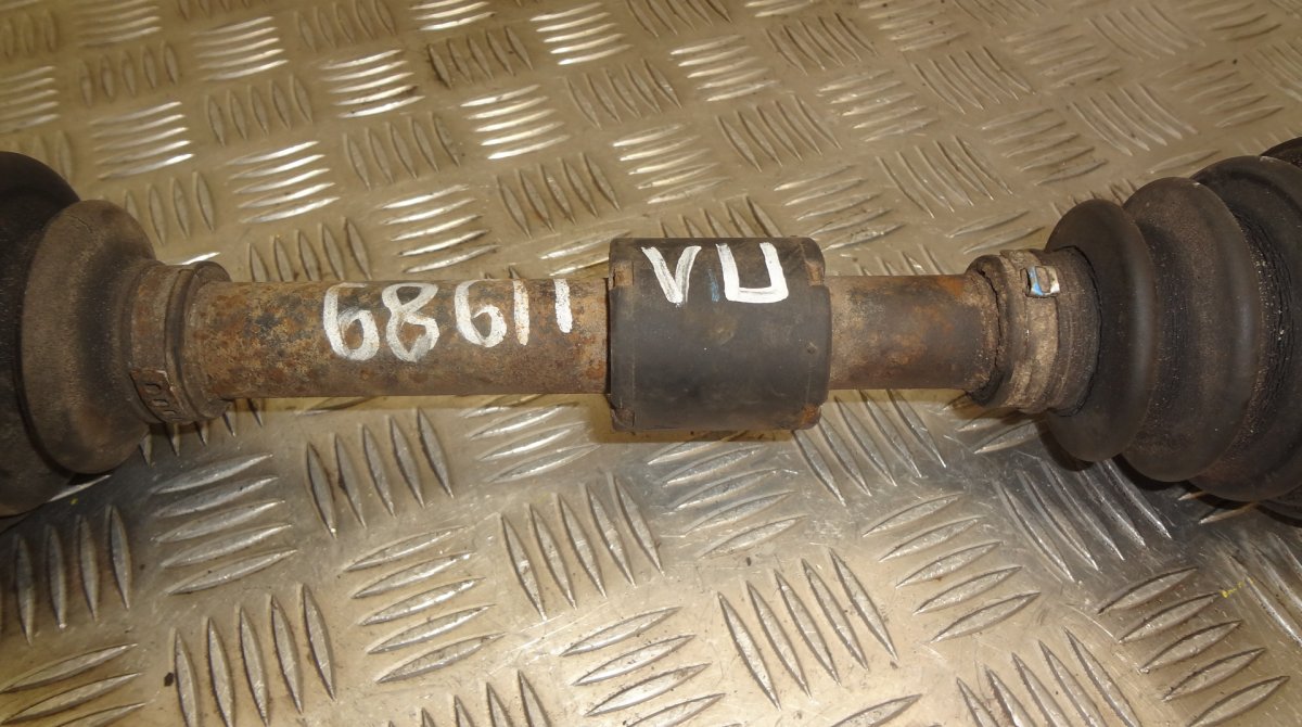 Drive Shaft Front Left CHRYSLER VOYAGER V (RT) (2007-2016)