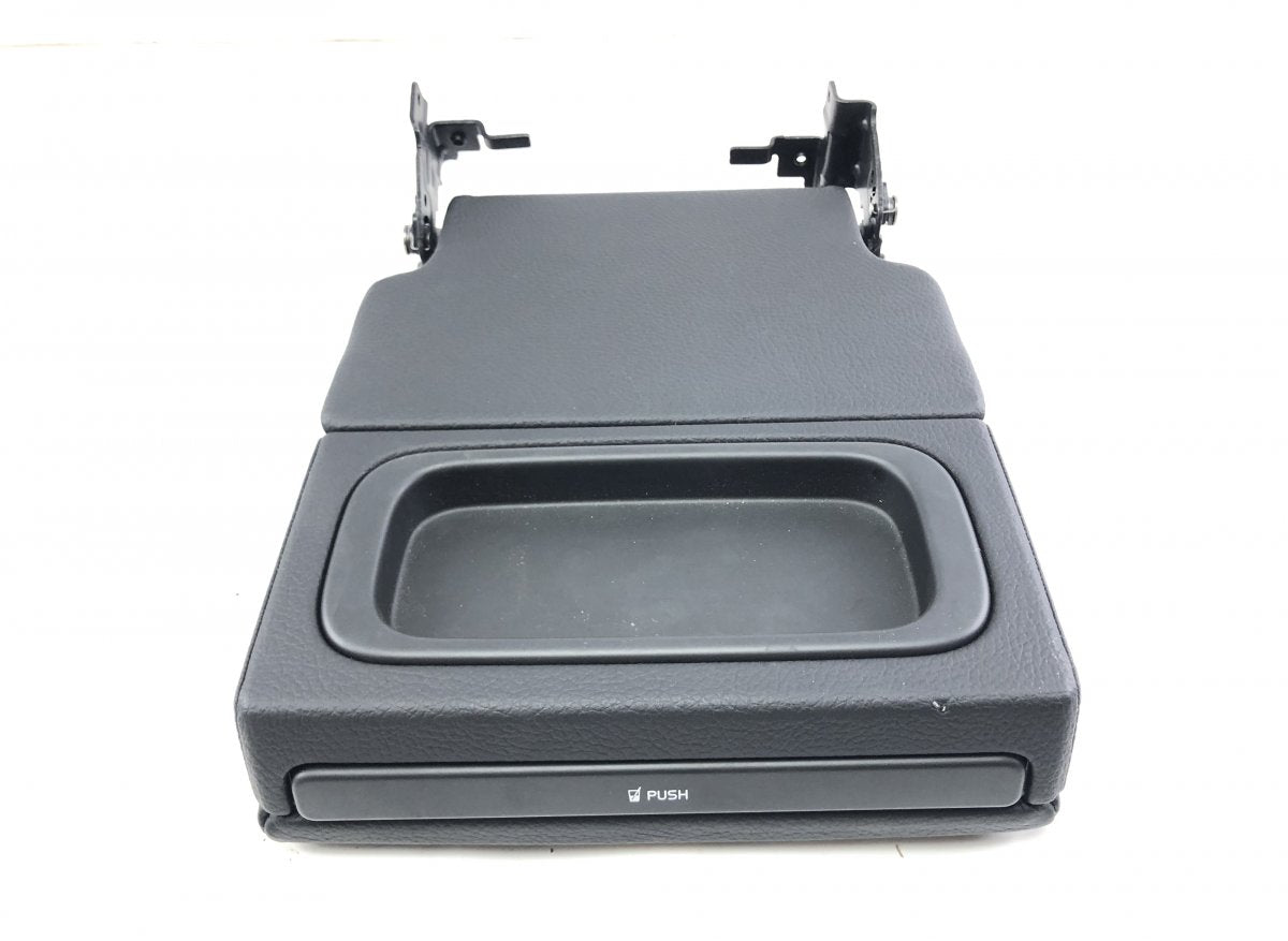 32206999 Armrest rear VOLVO S90 / V90 (2016-)