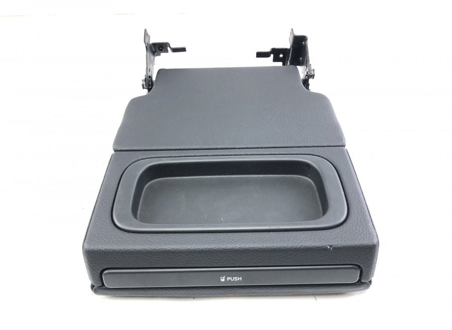32206999 Armrest rear VOLVO S90 / V90 (2016-)