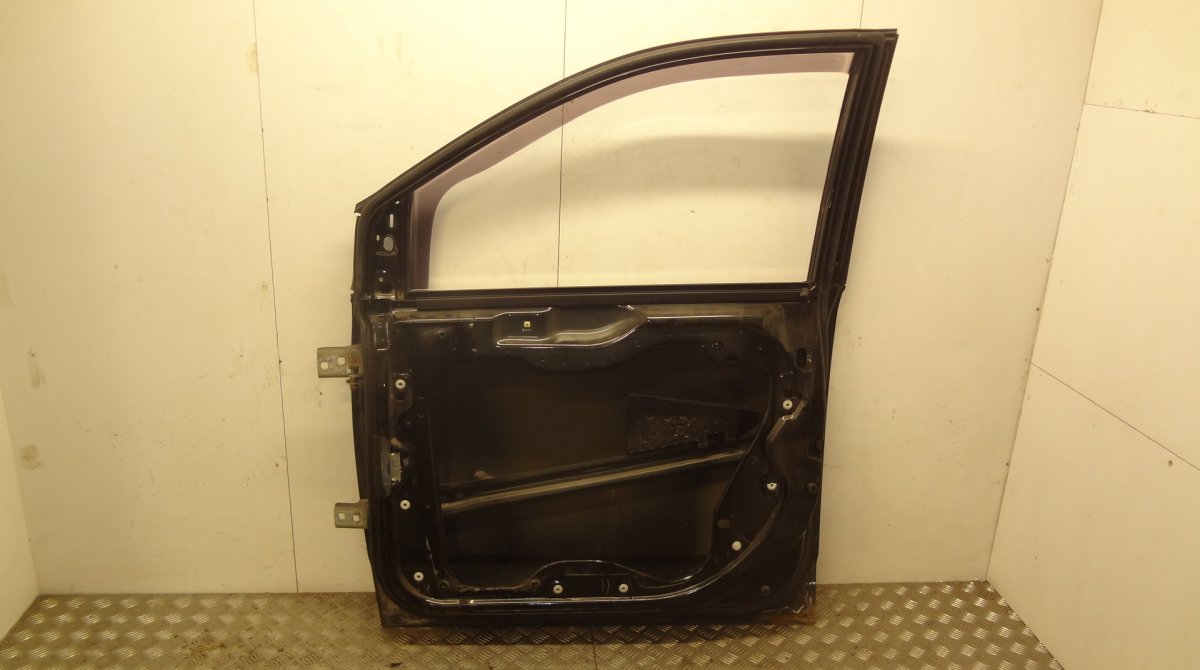 Door Front Right CHRYSLER VOYAGER V (RT) (2007-2016)