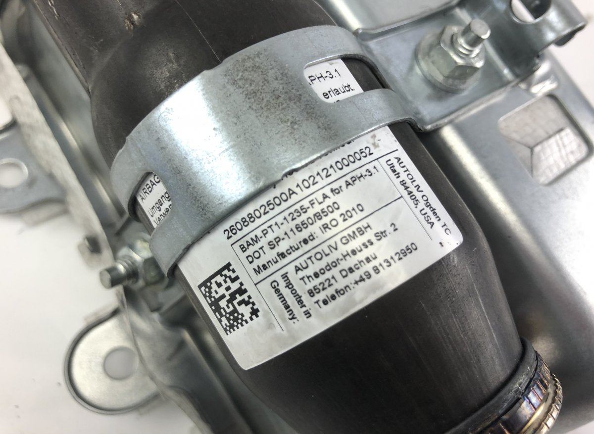 608739301 39914702307 39914702306 39914702303 Passenger Airbag BMW 7 (F01, F02) (2008-2016)