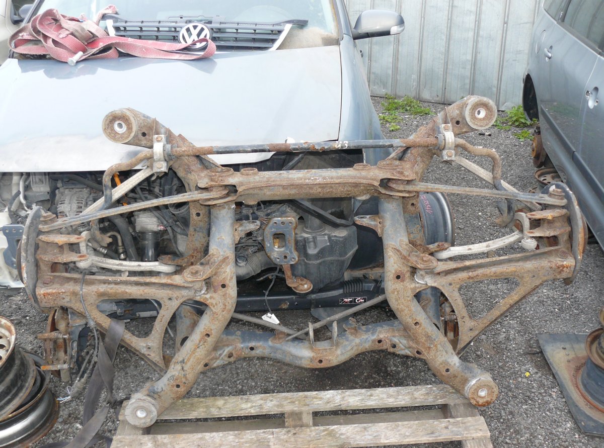 Rear axle Beam AUDI Q7 (4L) (2006-2015)