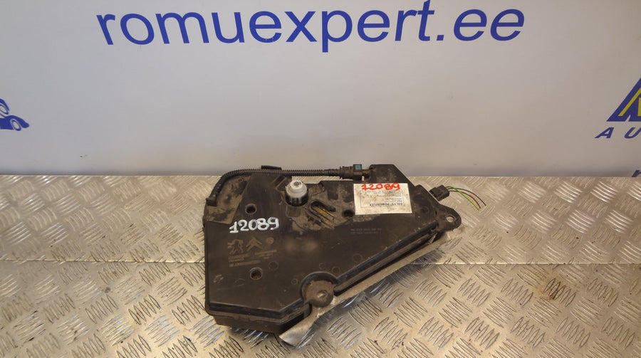 AdBlue tank PEUGEOT 3008 I (T84) (2009-2016)