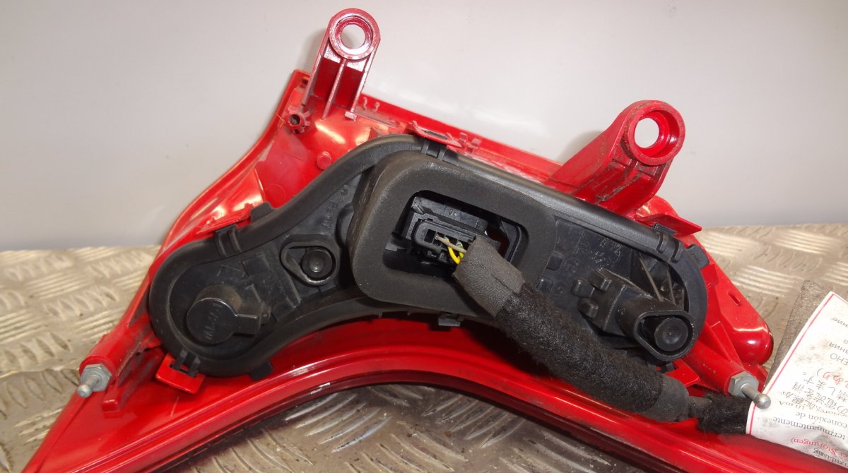 Tail light left PEUGEOT 3008 I (T84) (2009-2016)