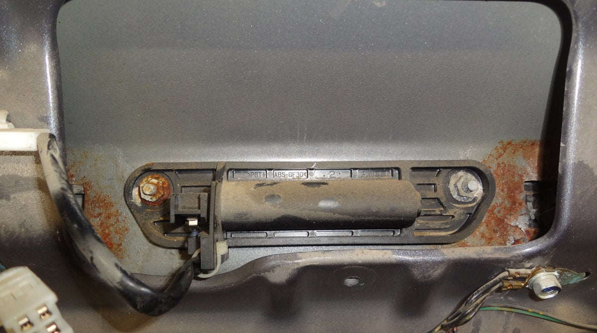 Bootlid / tailgate MITSUBISHI GRANDIS II (NA_W) (2003-2011)