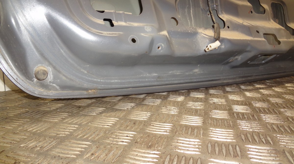 Bootlid / tailgate MITSUBISHI GRANDIS II (NA_W) (2003-2011)