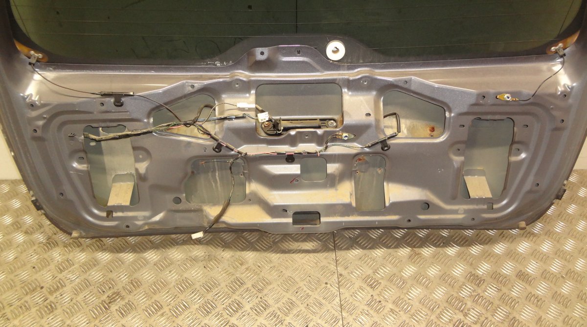 Bootlid / tailgate MITSUBISHI GRANDIS II (NA_W) (2003-2011)