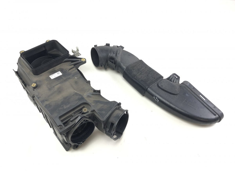 A6510902501 Air Cleaner (filter box) MERCEDES-BENZ C-CLASS (W205) (2013-2021)