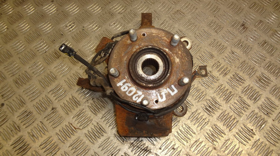 Wheel bearing housing front right KIA CEE'D II (JD) (2012-2018)