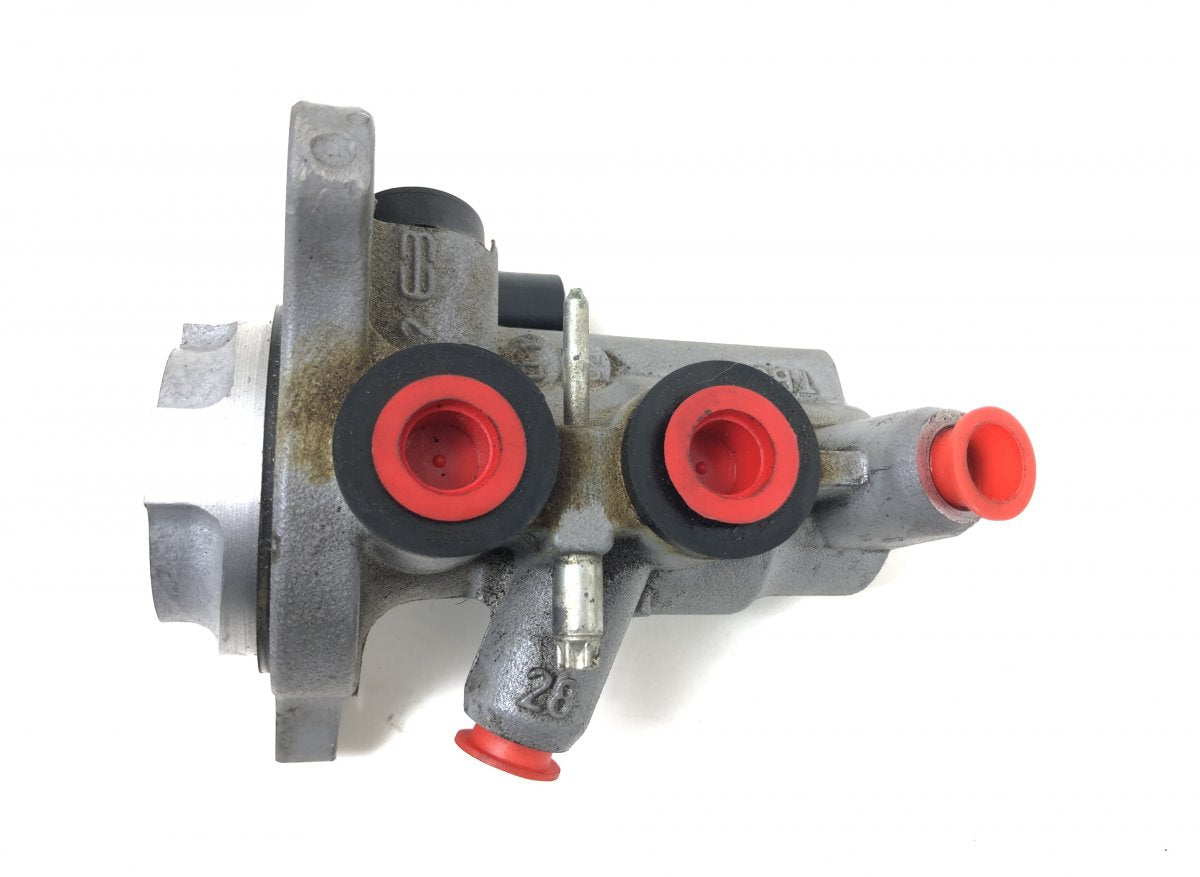 7P0611019G Brake Master Cylinder PORSCHE CAYENNE II (2010-2017)