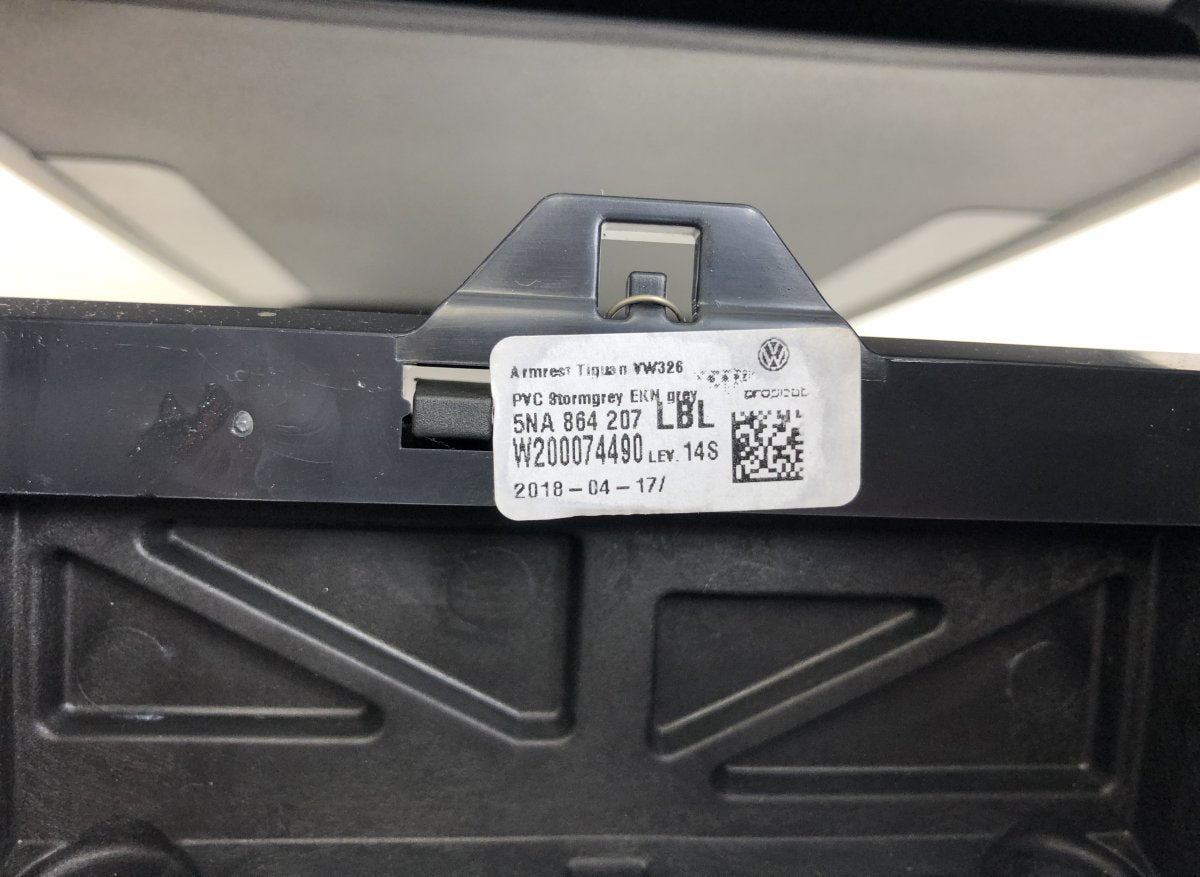 5TA864207B Armrest cover front VW TIGUAN II (AD, BW) (2016-2024)