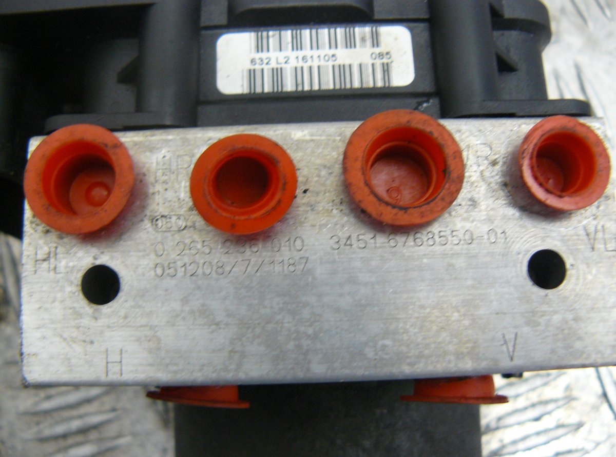0265236010 ABS hydraulic unit / pump BMW 5 (E60, E61) (2003-2010)