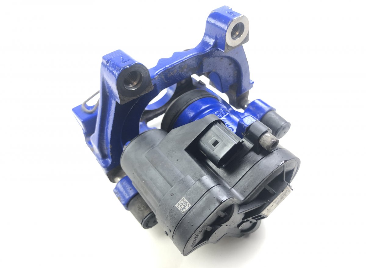3Q0615424B Brake caliper rear right VW PASSAT B8 (3G) / ALLTRACK (2014-2023)