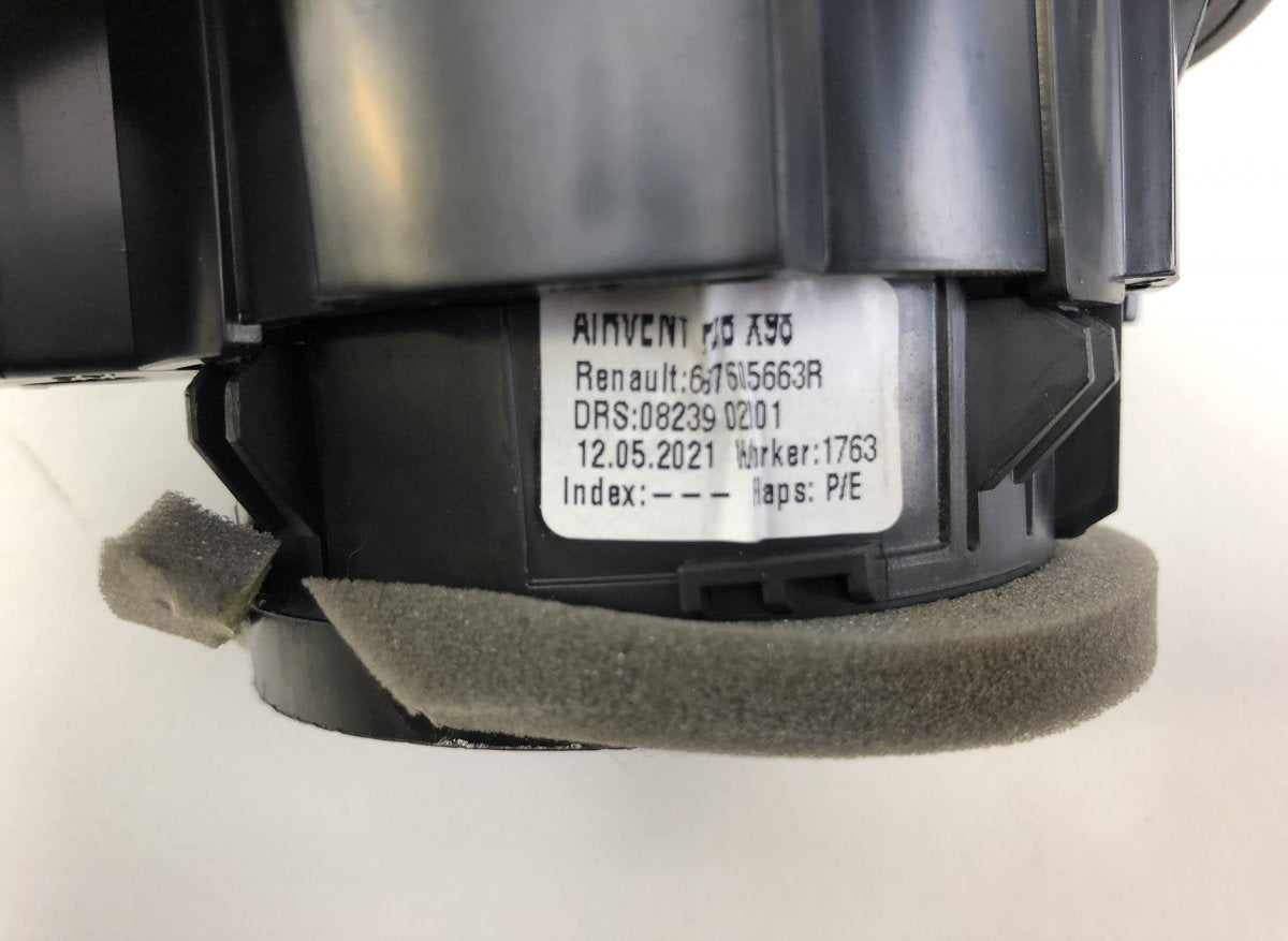 687601310R Air Vent Center Front NISSAN NV300 (X82) (2016-2021)