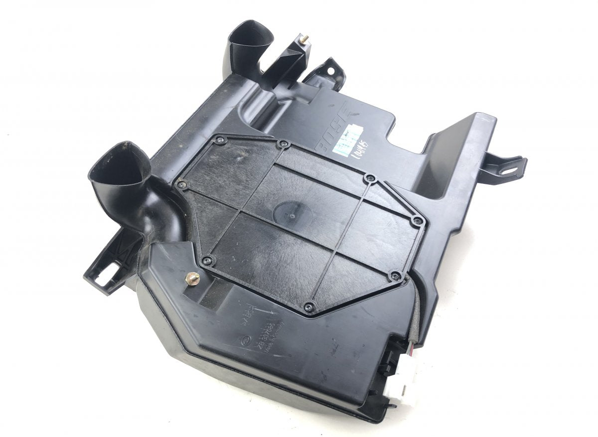 A2308201902 Subwoofer MERCEDES-BENZ SL-CLASS (R230) (2001-2012)