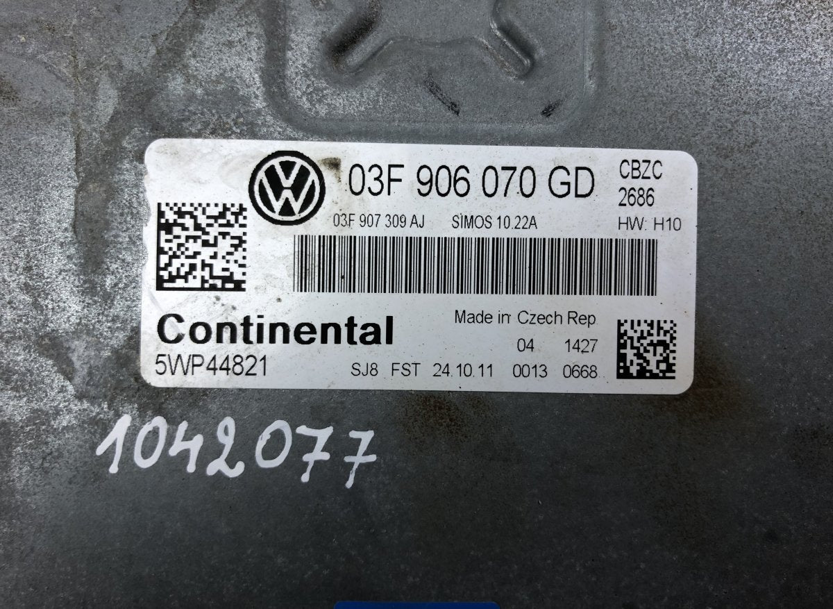 5WP44821 Engine Control Unit / module (ECU) VW POLO V (6R, 6C, 61) (2009-2017)
