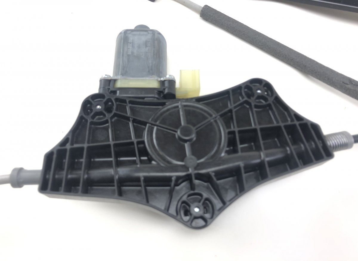565837461 Window Regulator Compl. front left SKODA KODIAQ I (NS7) (2016-2024)