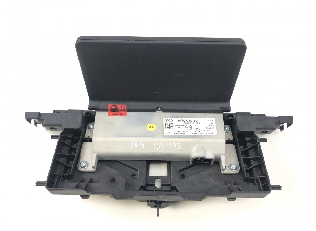 8W0919604A Dash screen AUDI A4 (8W, B9) (2015-)