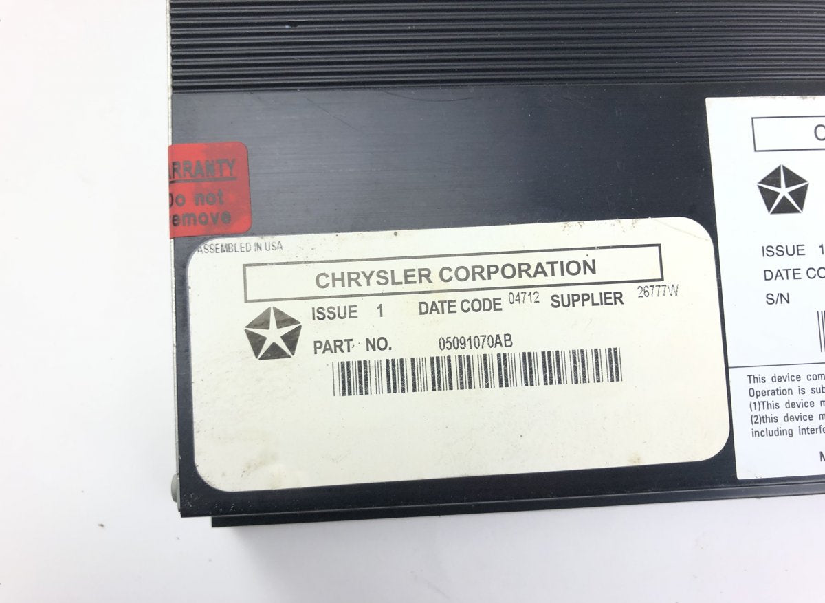 5064981AG Audio amplifier CHRYSLER 300C II (2010-2023)