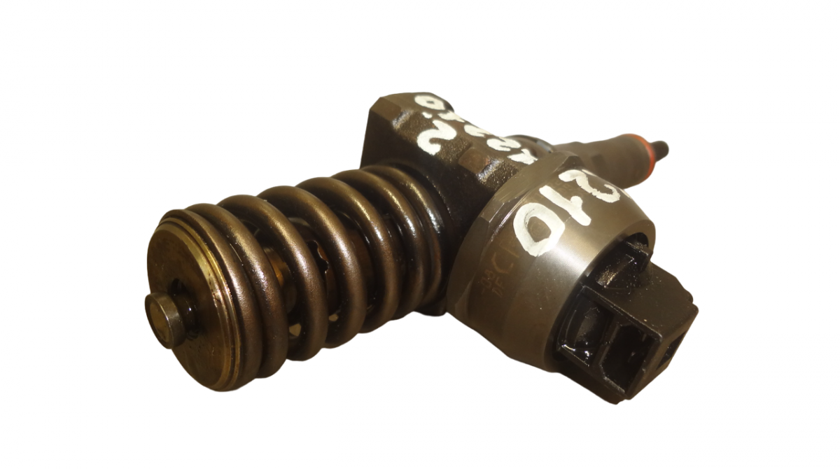 0414720310 Fuel Injector VW TRANSPORTER T5 / MULTIVAN (7H, 7E, 7J) (2003-2015)