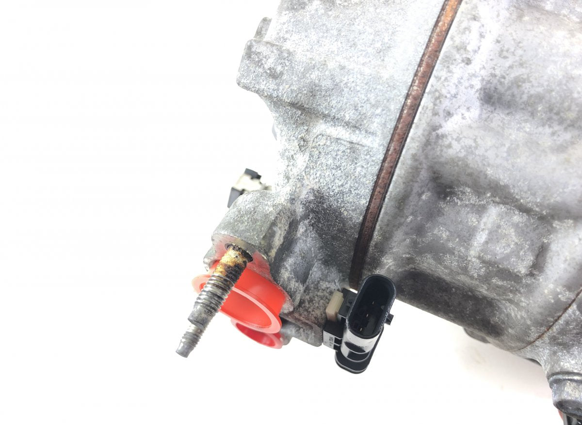 LR112585 AC / aircon Compressor LAND ROVER EVOQUE I (L538) (2011-2018)