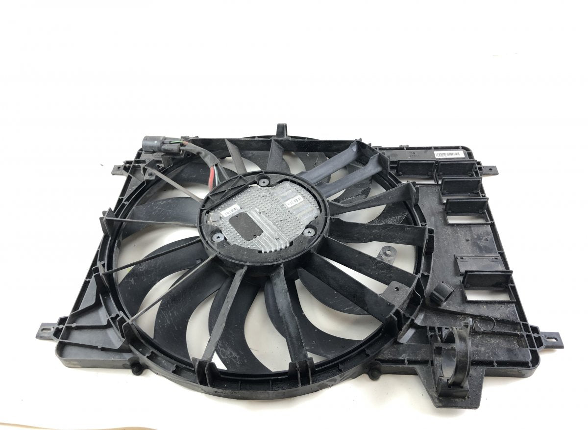LR072085 Radiator Fan Electric LAND ROVER EVOQUE I (L538) (2011-2018)