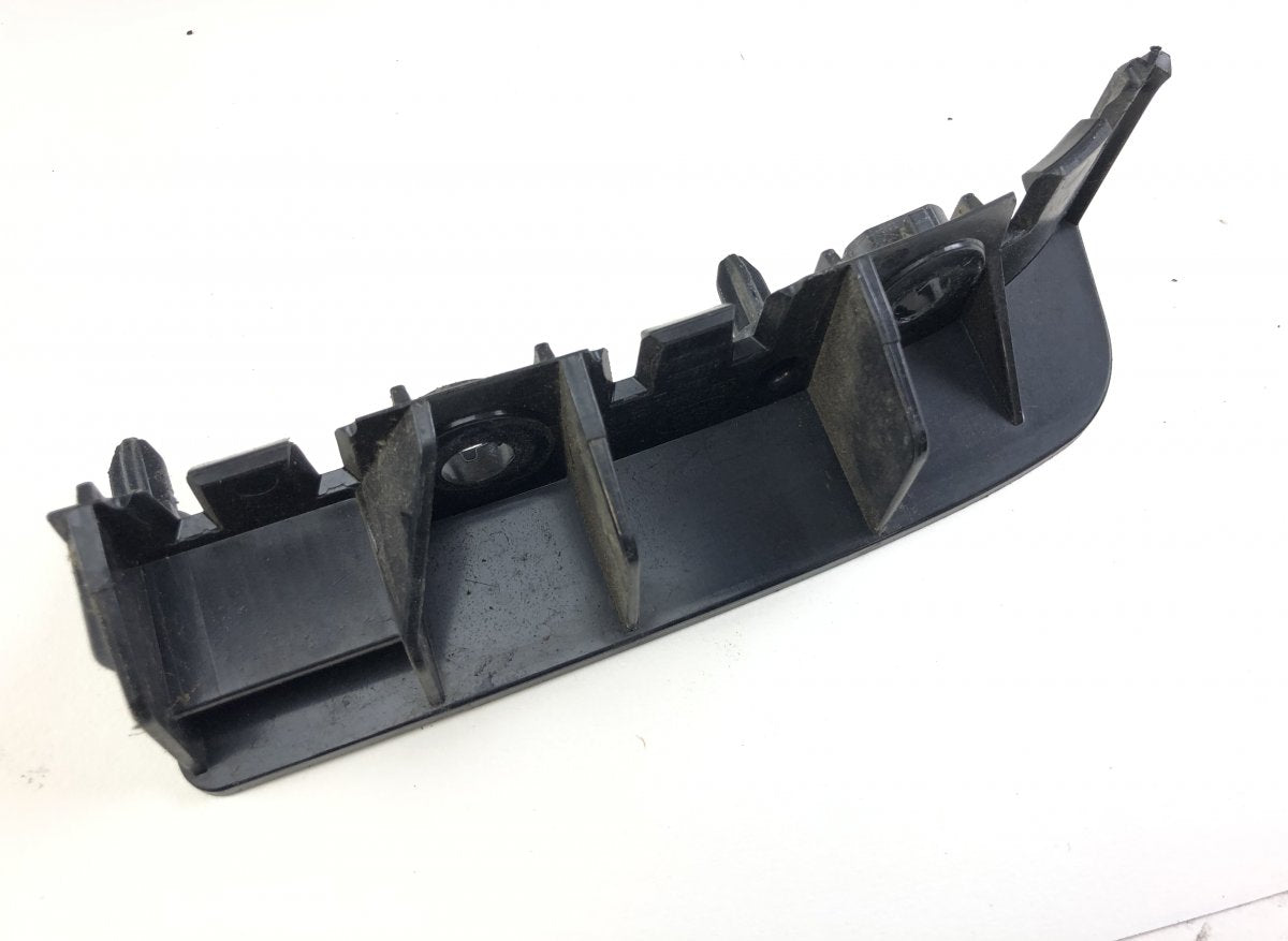 LR045180 Rear bumper Carrier holder on fender left LAND ROVER RANGE ROVER SPORT II (L494) (2013-2022)