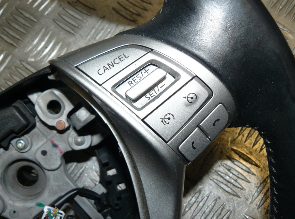 Steering Wheel NISSAN QASHQAI II (J11) (2013-2021)