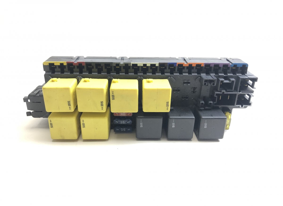 05045117 Fuse box MERCEDES-BENZ SL-CLASS (R230) (2001-2012)