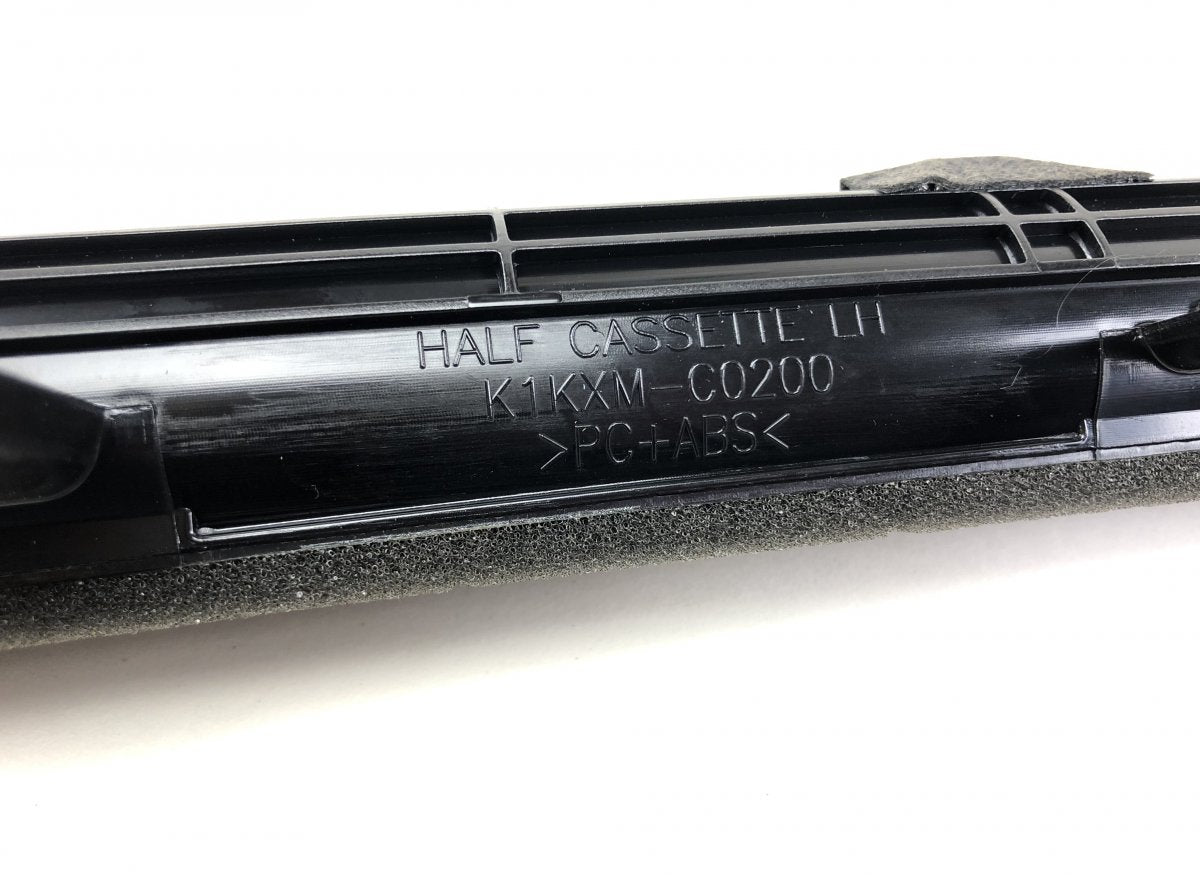 833522P500 Door window sun shade rear left KIA SORENTO II (XM) (2009-2015)