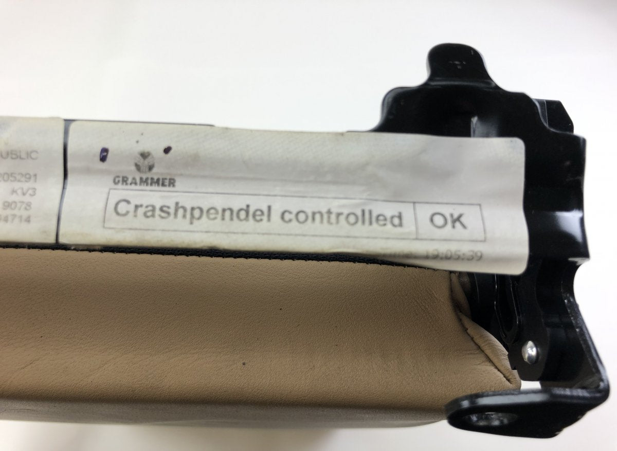 95852208110 Armrest rear PORSCHE CAYENNE II (2010-2017)