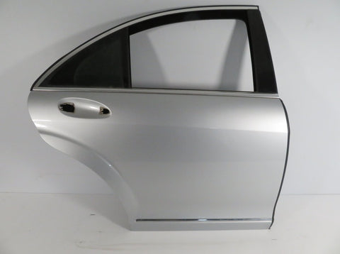 A2217300405 A2217302418 A2217300220 A22173502719051 A2217350271 Door Rear Right MERCEDES-BENZ S-CLASS (W221) (2005-2013)