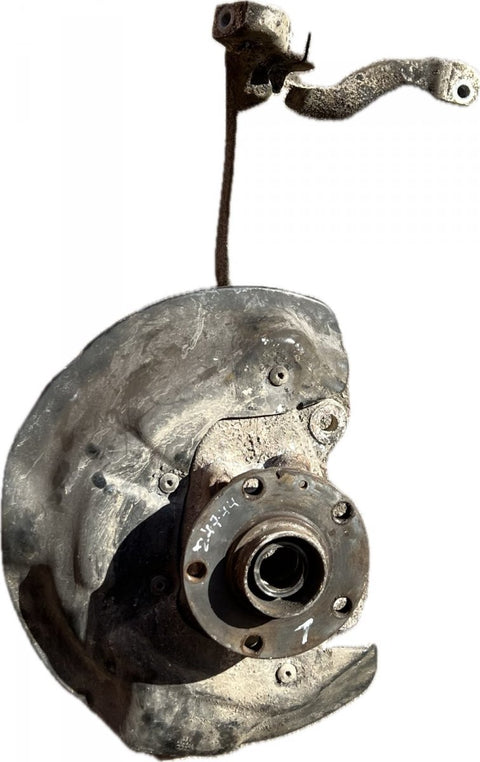 Wheel bearing housing front left AUDI A6 / A6 ALLROAD (C6, 4F) (2004-2011)