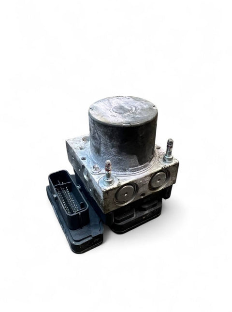 ABS hydraulic unit / pump TOYOTA AVENSIS (T270) (2009-2018)