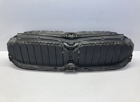5A218F302 212363224A 1149051XX 5811R1001 988164602 Air duct front, other BMW 5 (G30, G31) (2016-2024)
