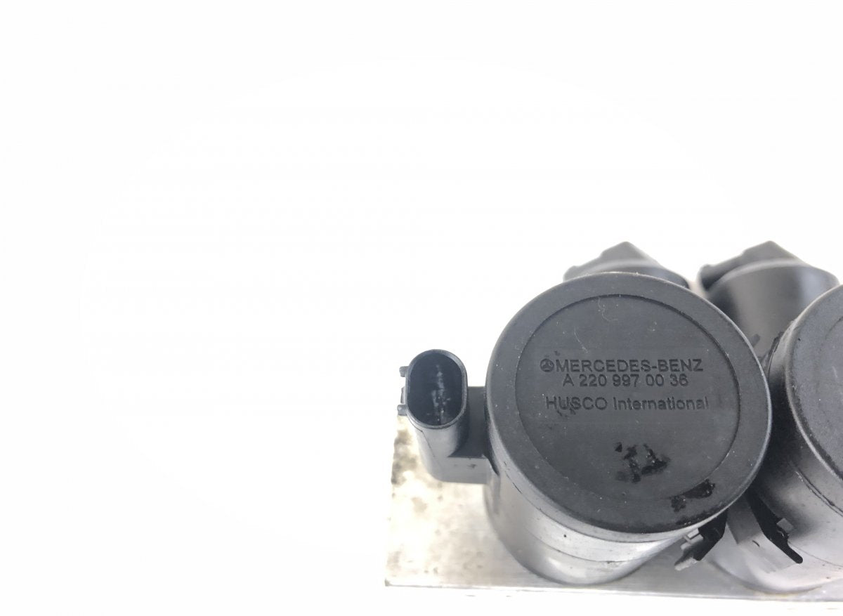 A2203200358 A2203201258 Air suspension / self-levelling suspension, other MERCEDES-BENZ SL-CLASS (R230) (2001-2012)