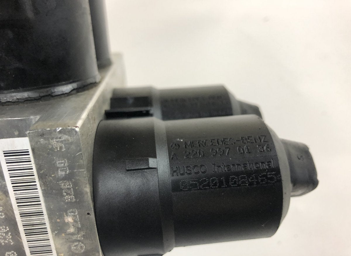 A2203200358 A2203201258 Air suspension / self-levelling suspension, other MERCEDES-BENZ SL-CLASS (R230) (2001-2012)