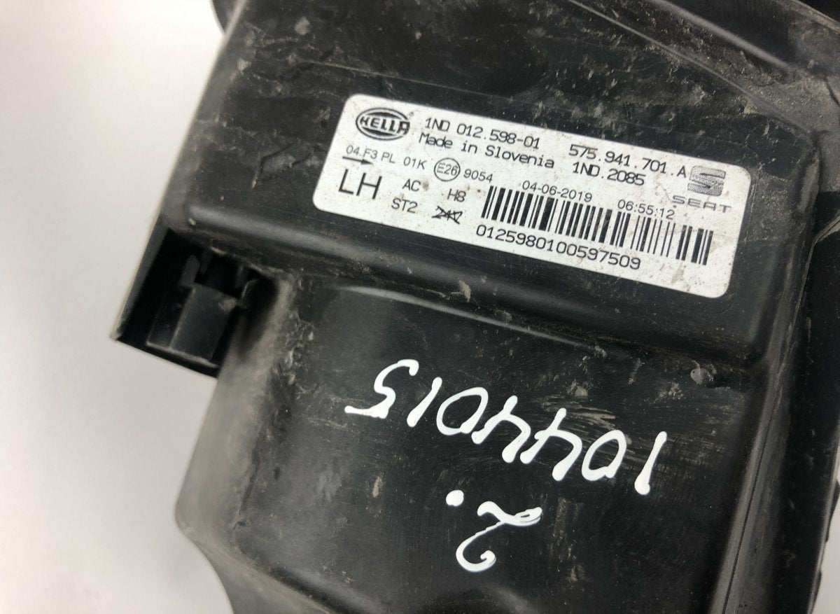 575941701A 575941702A Fog lamp set SEAT LEON (5F) (2012-2020)