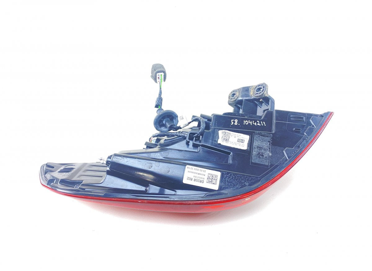 92402J7350 Tail light, right KIA XCEED (CD) (2019-)